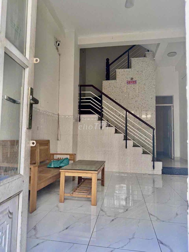 4 x 13 m 2 floors (4 bedroom 2 toilets) 7 meters down. Khu Y Tế Kỹ Thuật Cao Aeon Killer