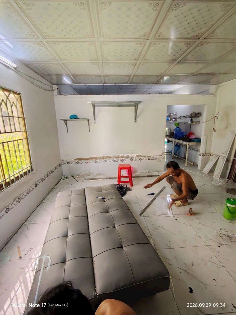 Rent the house and the property of Phong Phú near the border.