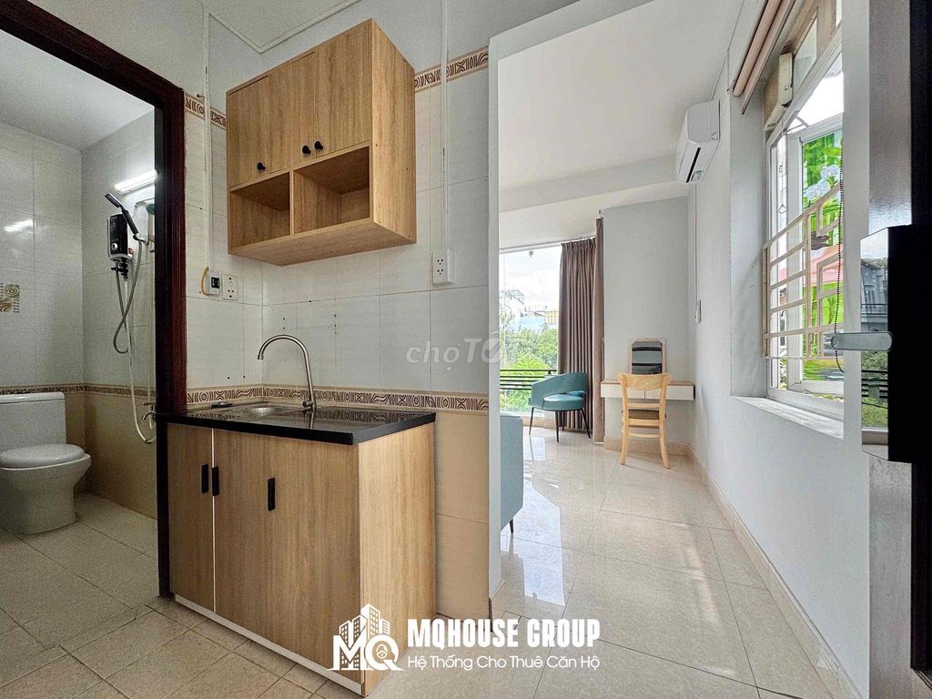 Rent the entire floor of the two bedrooms super wide.