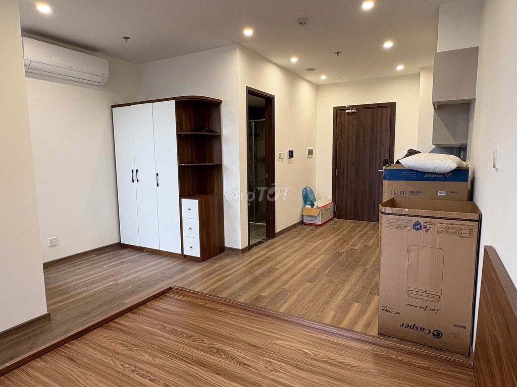 Rent the Zuzich area stu 6 million toward the river view