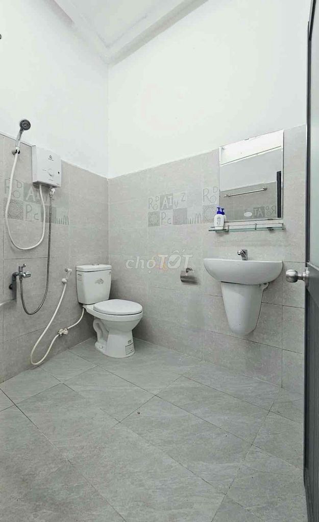Two-room service apartment - this is Phan Đăng Lưu, Phú Nhuận.