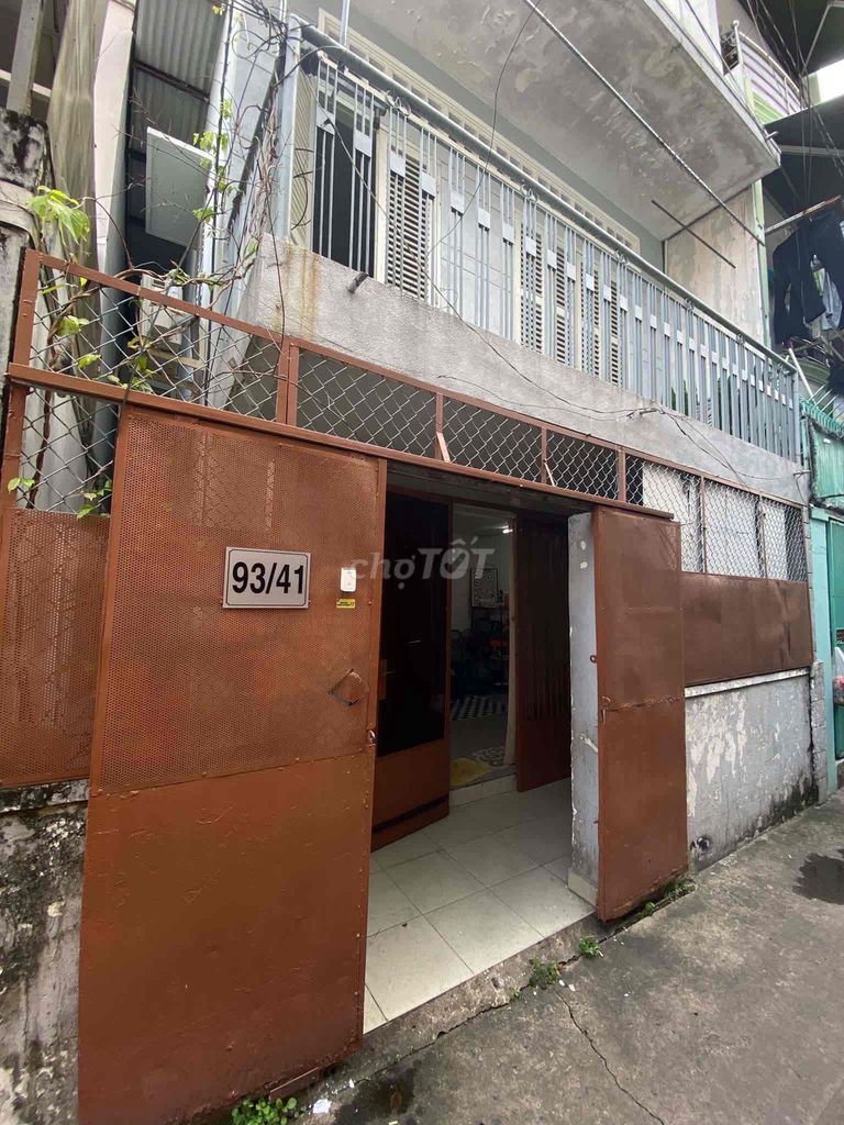 Rent an alley house 93 Xô Viết Nghệ Tĩnh Bình Thạnh old interior