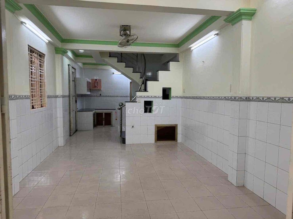District 6-3, bedroom 10 million.