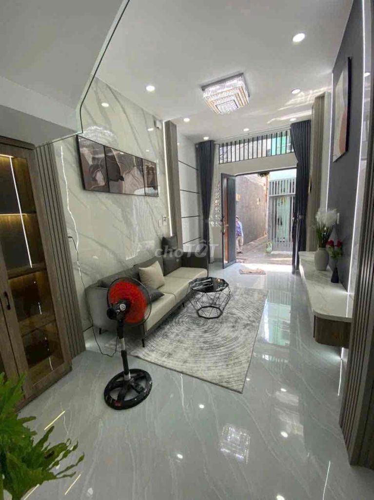 6-to-1-to-1 bedroom 6-to-a-half. 11 million toilets