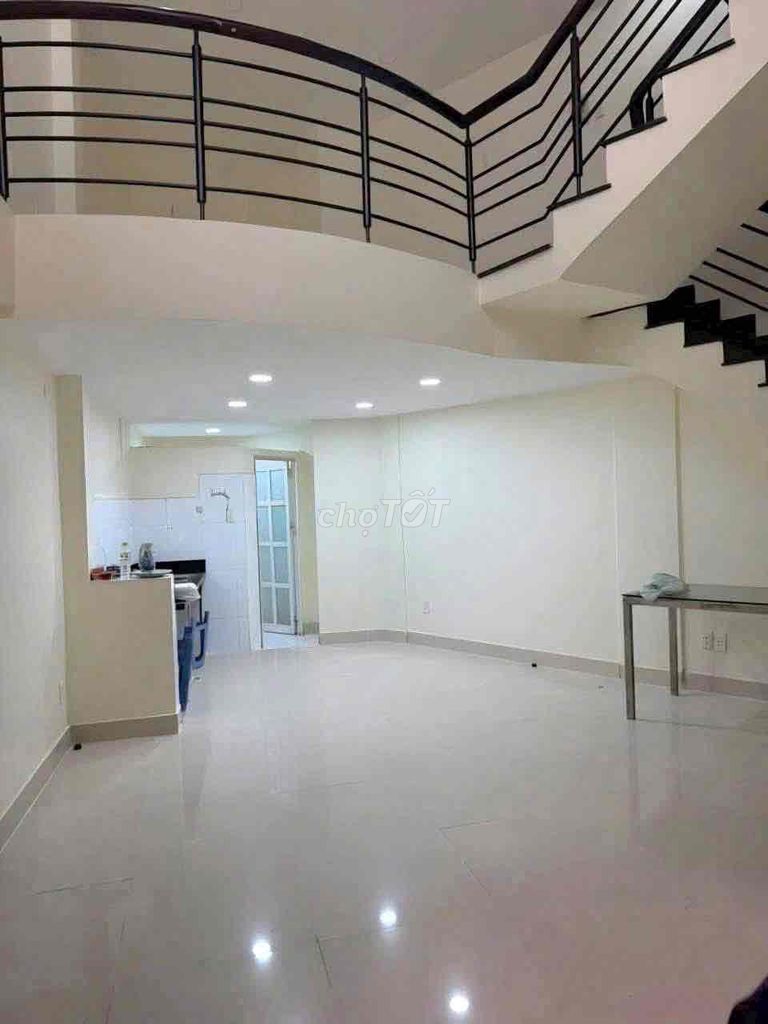 10-3rd District bedroom 3 toilets 12 million.