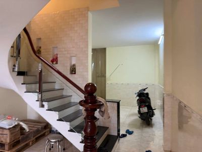 A three-story rental house, area 420 with four bedrooms, four toilets.