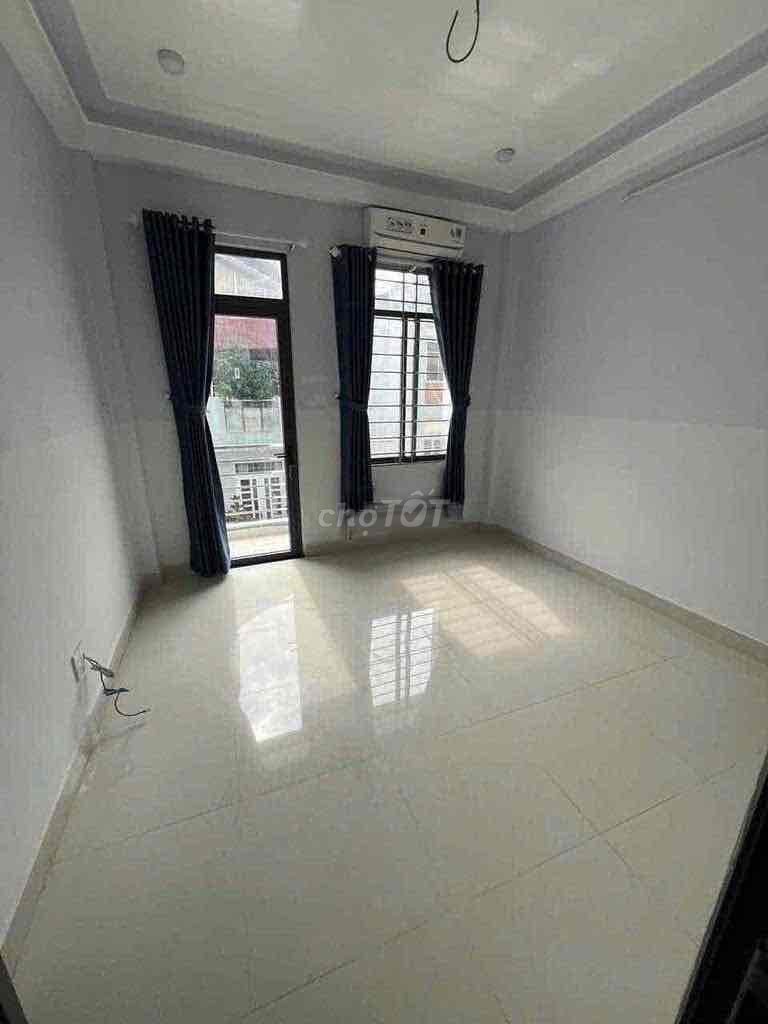 Rent a car alley, 1 st 3th floor Đồng Xoài, Tân Bình
