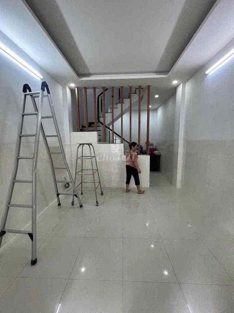 Rent a car alley, 1 st 3th floor Đồng Xoài, Tân Bình