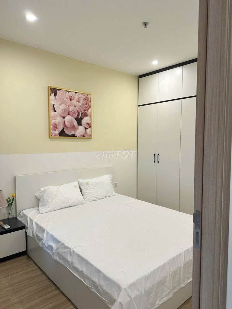 Rent the two Masteri Waterfront Bedrooms - Ocean Park 8 million a month.