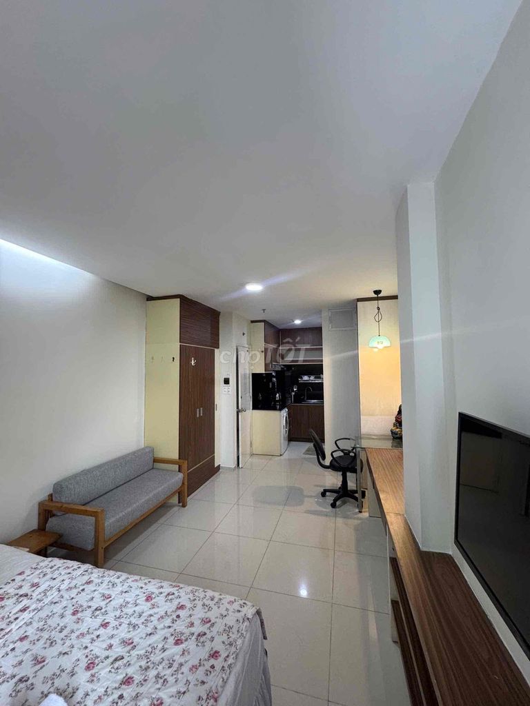 The bar service apartment for renting on Nguyễn Cửu Vân, the House of Calf, Lake C.