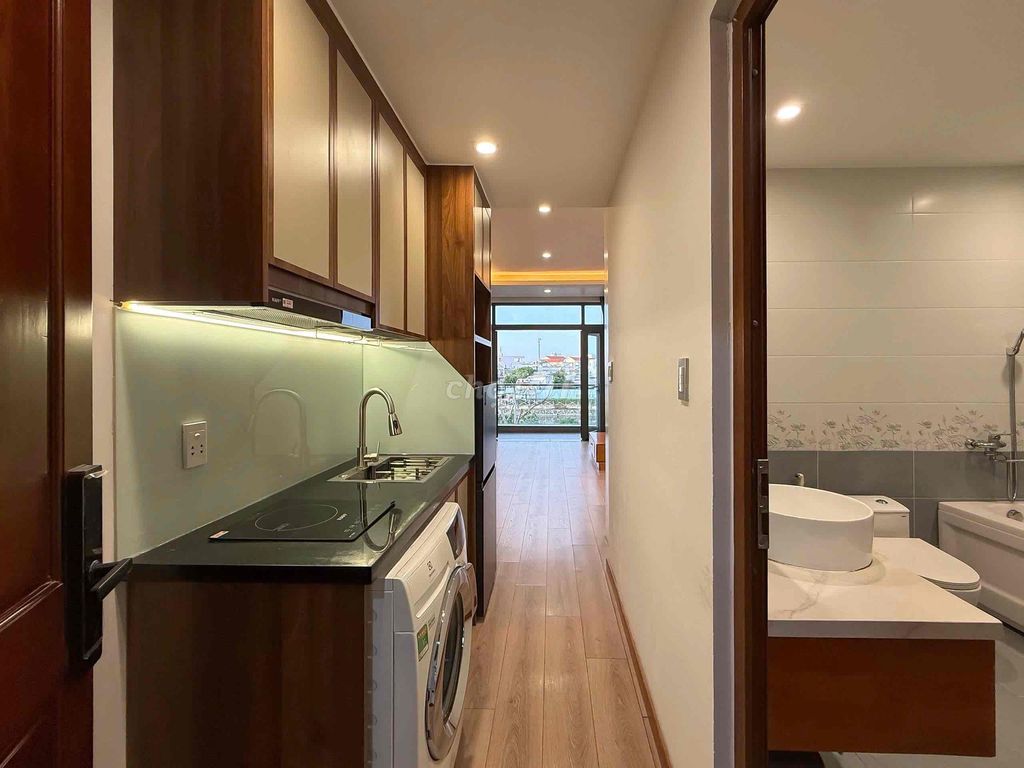 Rent a new apartment with a banon in Lotte District 7, near the Channel Bridge.