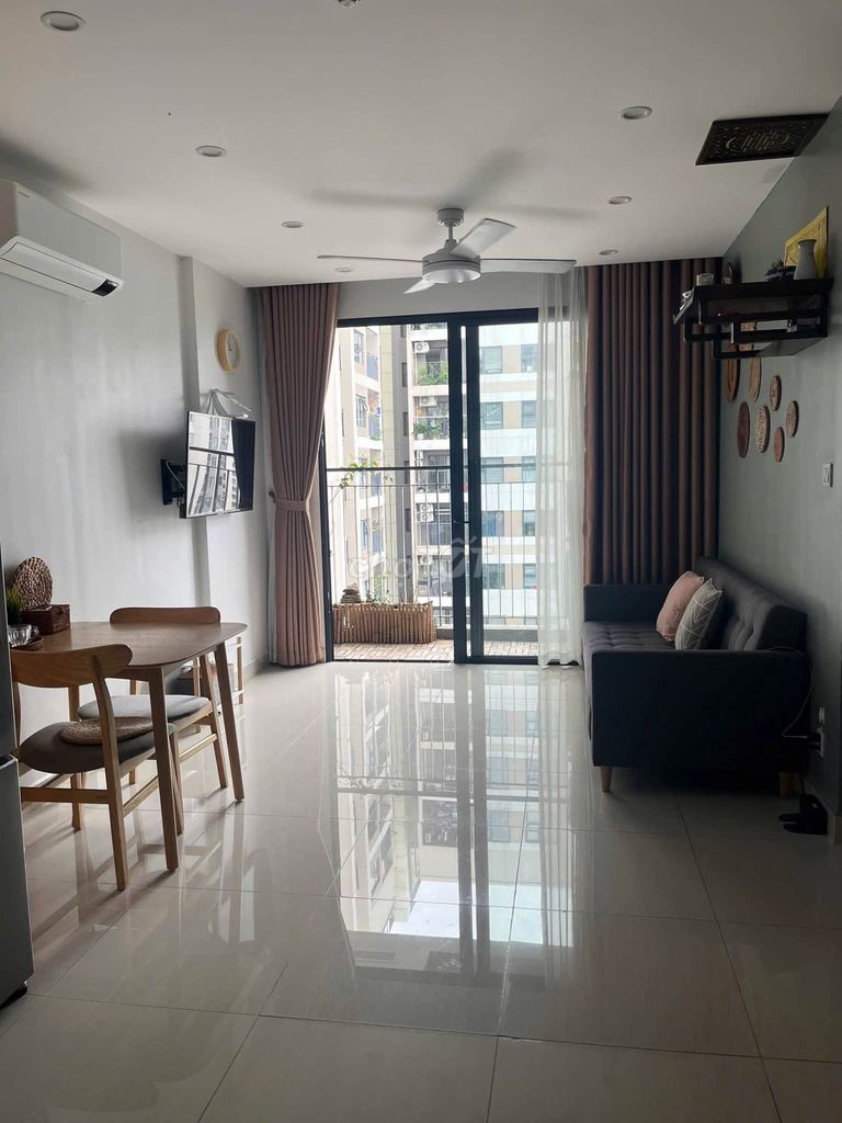 Rent apartment 1 N+ Full at vinhomes Smart City - 8 million