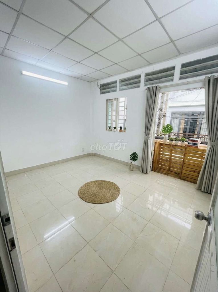 House 4.2 x7.5 is comfortable -10 million - 2 bedrooms - Nguyễn Thượng Hiền-Phú Nhuận