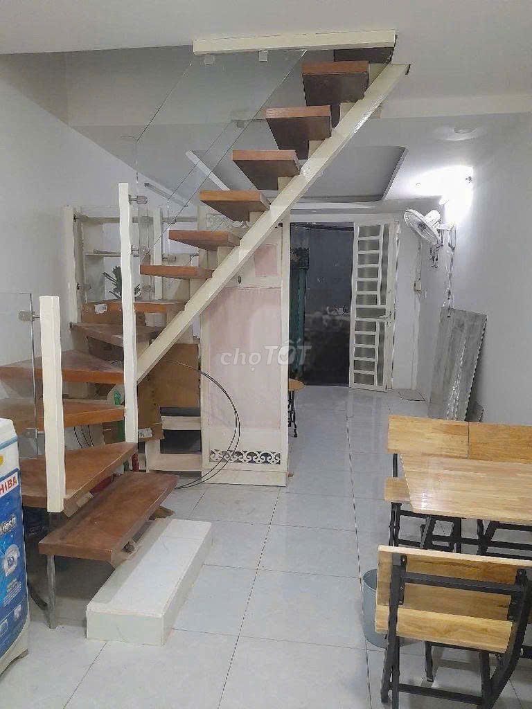 3 X10 M ceiling 2 bedroom 3 air-cold machines full interior