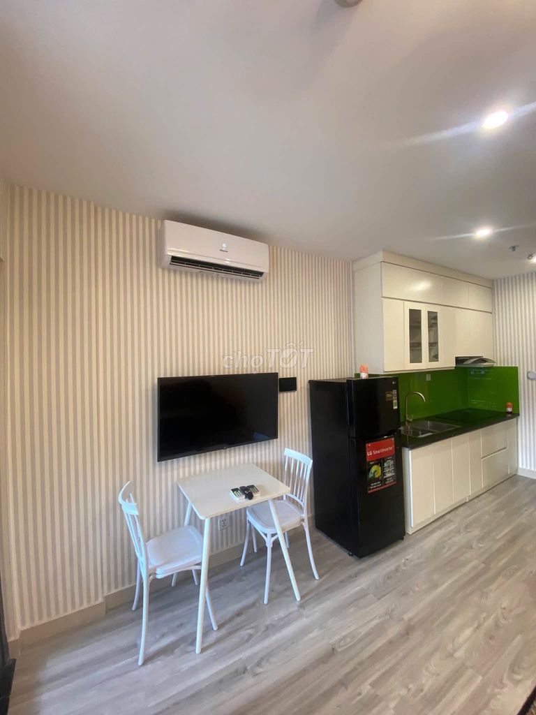 Rent a full Masteri Waterfront Ocean Park.
