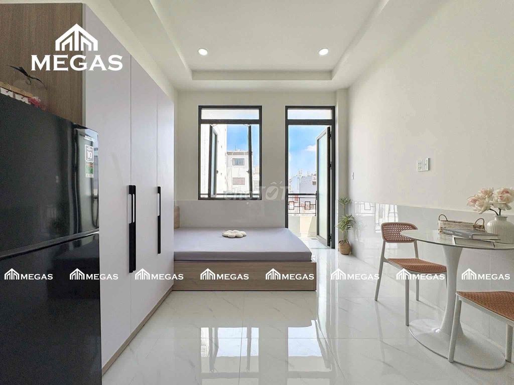 Only 3 rooms left - full interior - balcony right behind