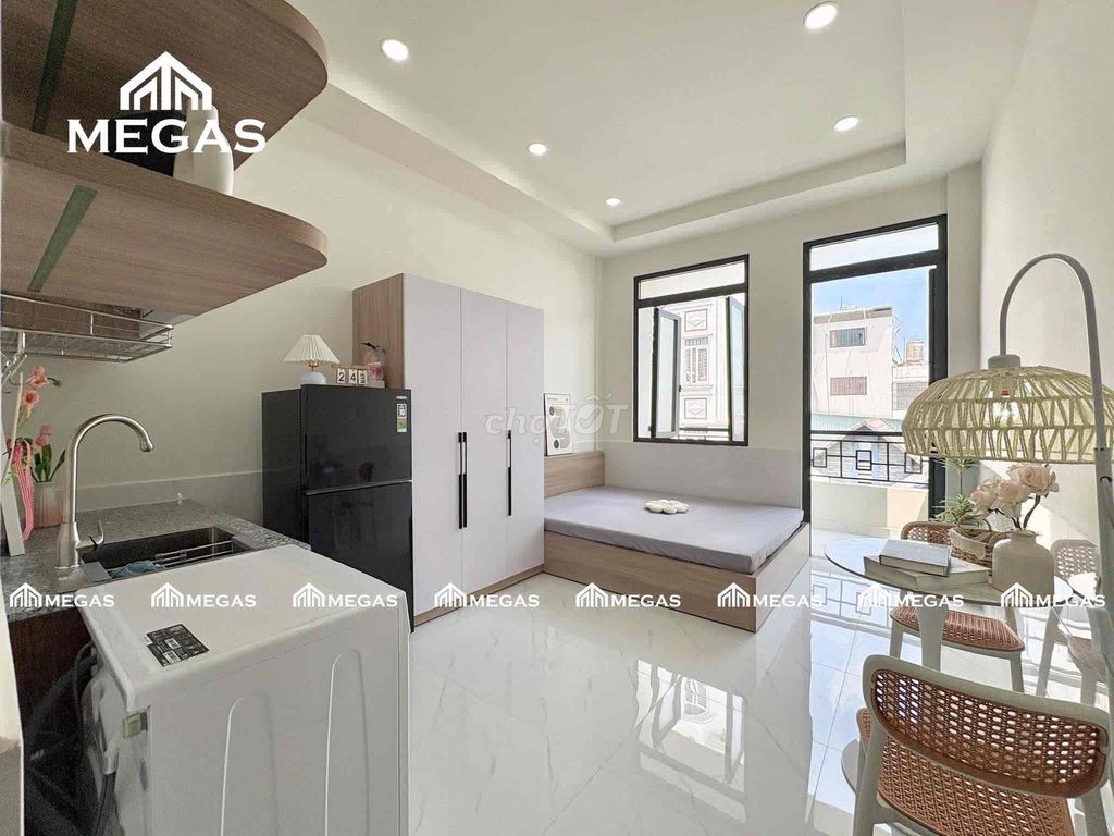 Only 3 rooms left - full interior - balcony right behind