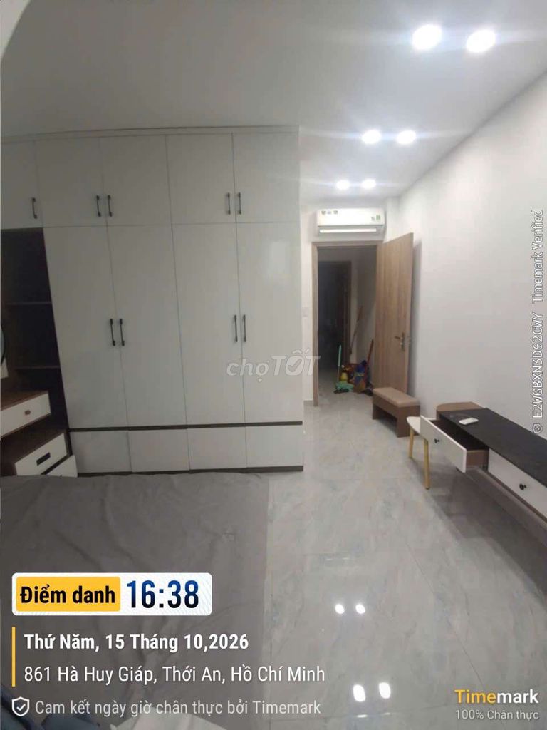 At 2.5 million a month. Rent the balcony room - Hà Huy Giáp