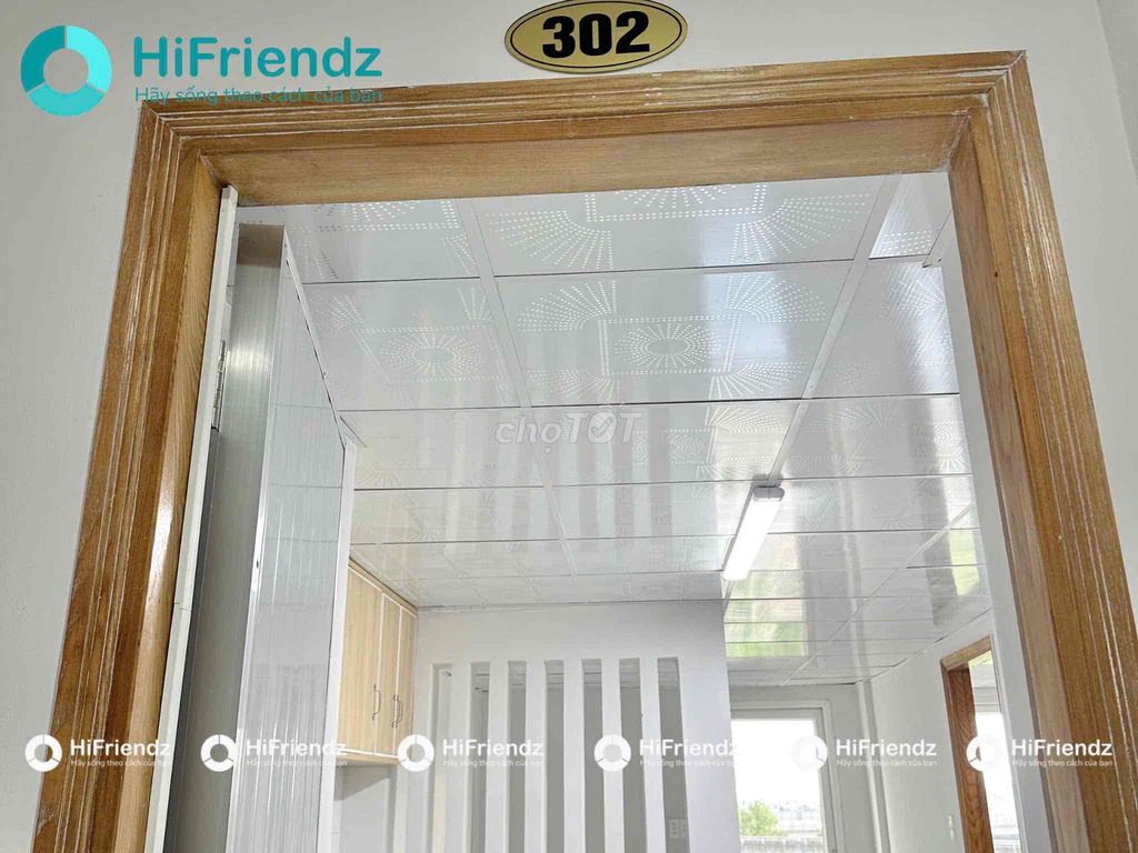 2 bedrooms - free to move through District 2
