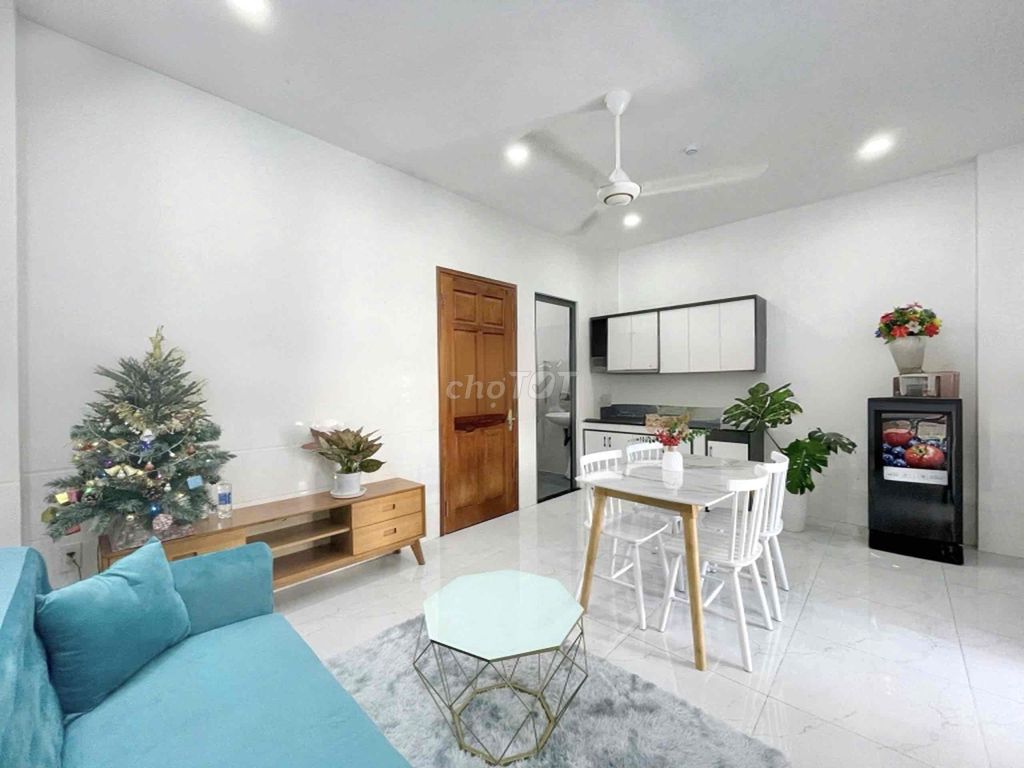 Rent the two bedrooms. A full-house living room.