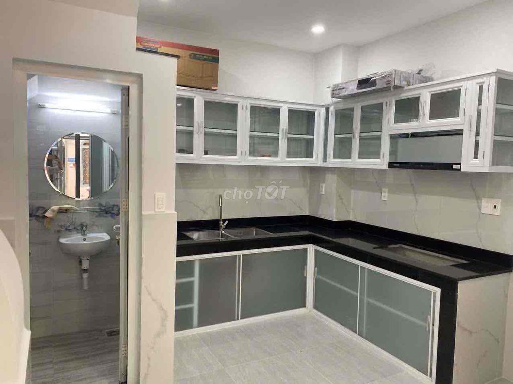 Rent a new Trường Sa District 3, Liary Liary, 4 stories, 3 bedrooms, 13 million
