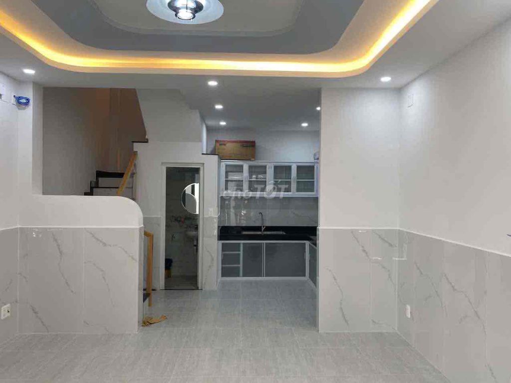 Rent a new Trường Sa District 3, Liary Liary, 4 stories, 3 bedrooms, 13 million