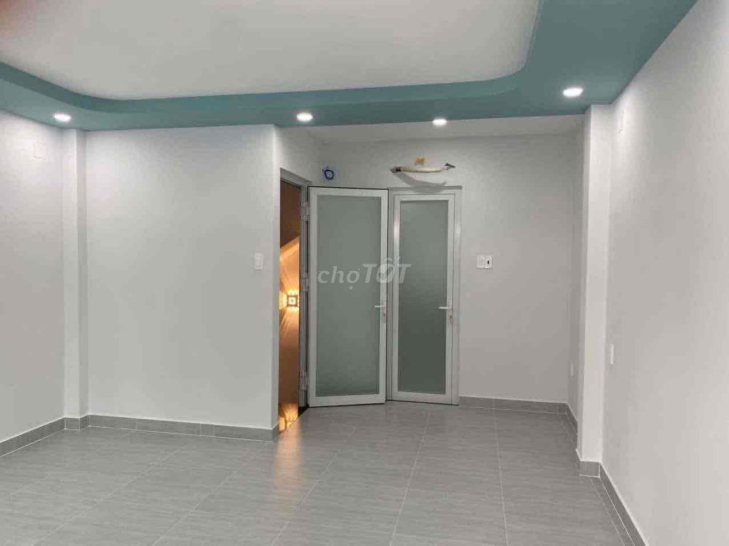 Rent a new Trường Sa District 3, Liary Liary, 4 stories, 3 bedrooms, 13 million