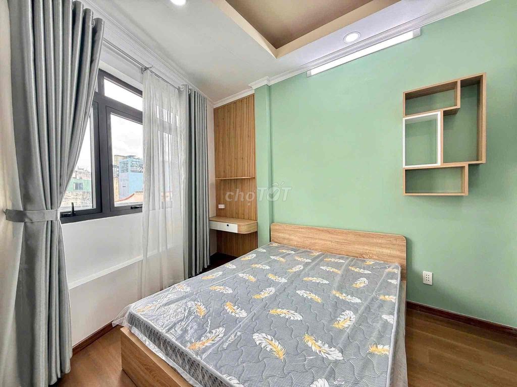 A private bedroom next to the lotte umura tdtu nttu rmittsenmall