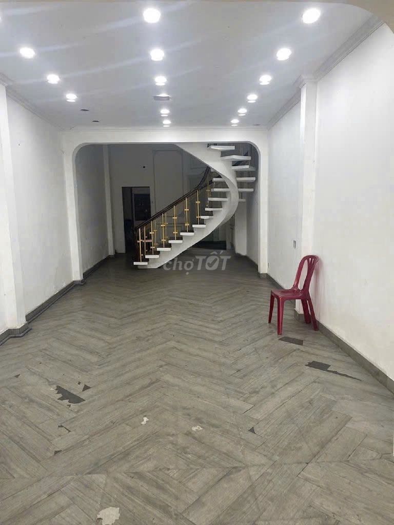 Rents a Hoàng Văn Thụ-7* 4 Tân Bình_Data:5 mx20 meters