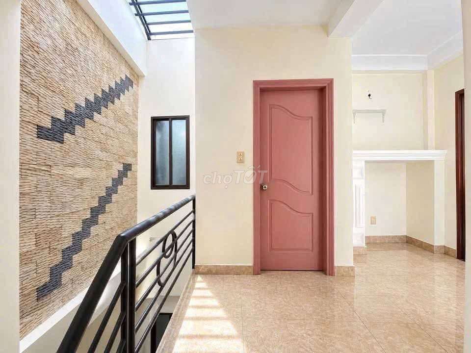 Nice four-million bedrooms.