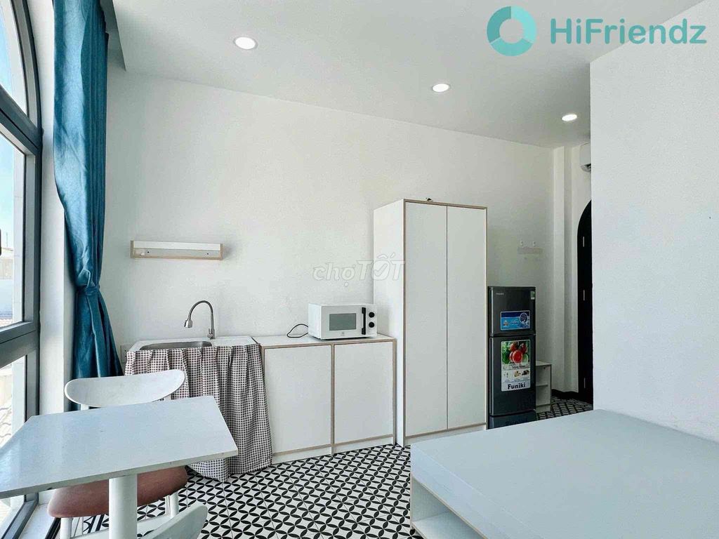 Rent the window apartment, put your full interior down in the middle of a great writing ring.