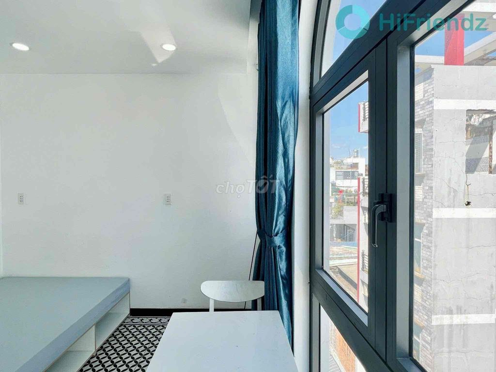 Rent the window apartment, put your full interior down in the middle of a great writing ring.