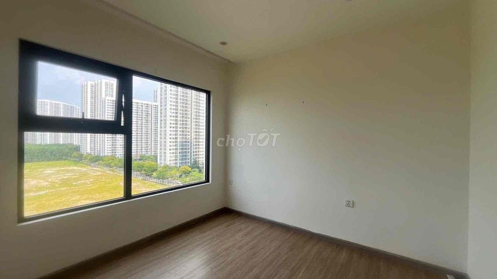 Rent the two bedrooms, plus they're empty.