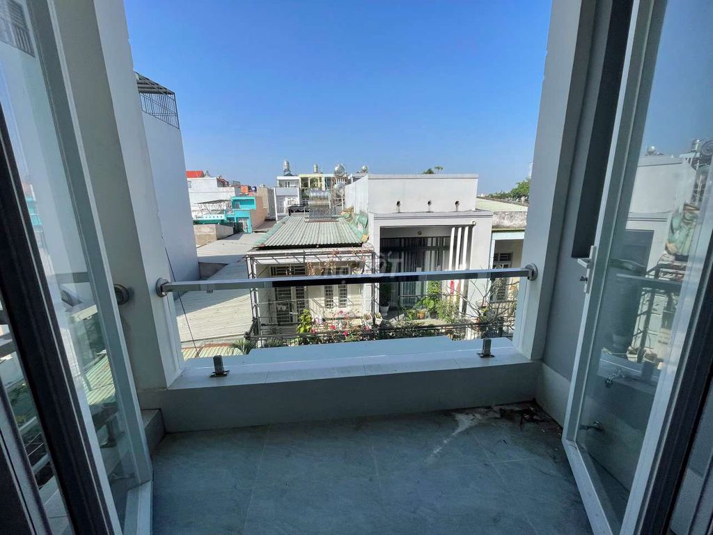 Gò Vấp Phan Huy Ích balcony room