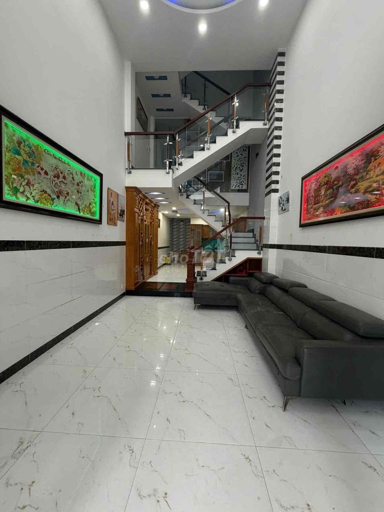 Rent the entire 5-story apartment - 4 bedroom - river view