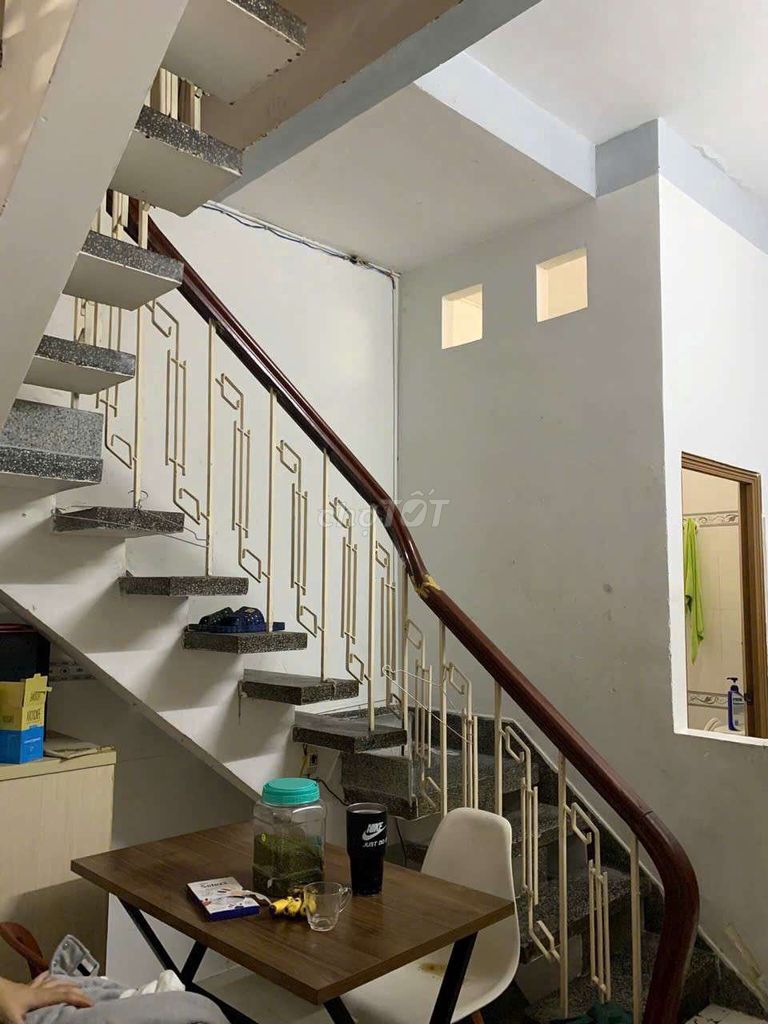 Send in the original apartment.