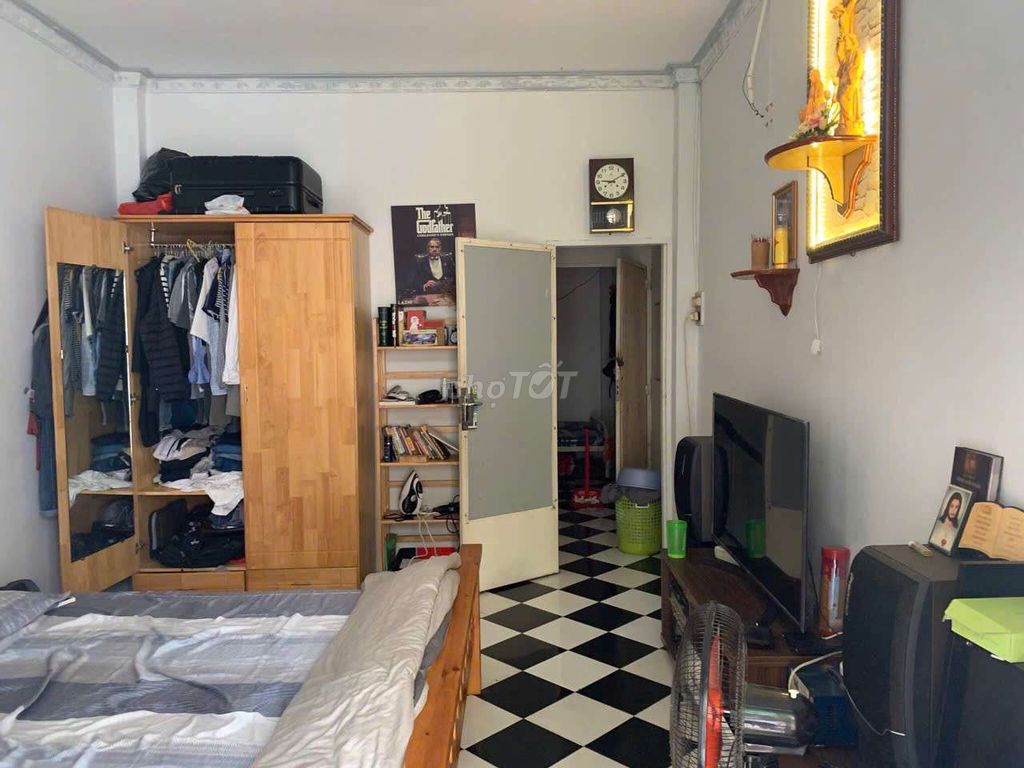 Send in the original apartment.