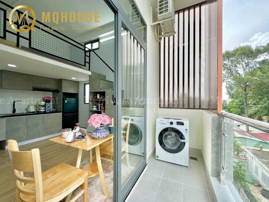 Super-new balcony room - fully equipped Trường Chinh immediately