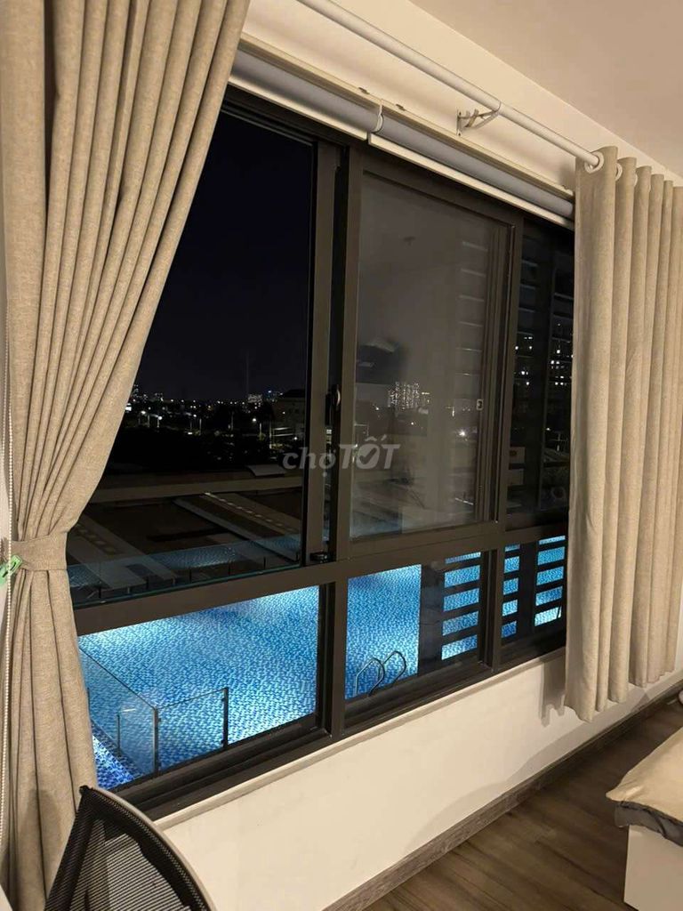 Rent the apartment bag studio at The Pegasuite District 8