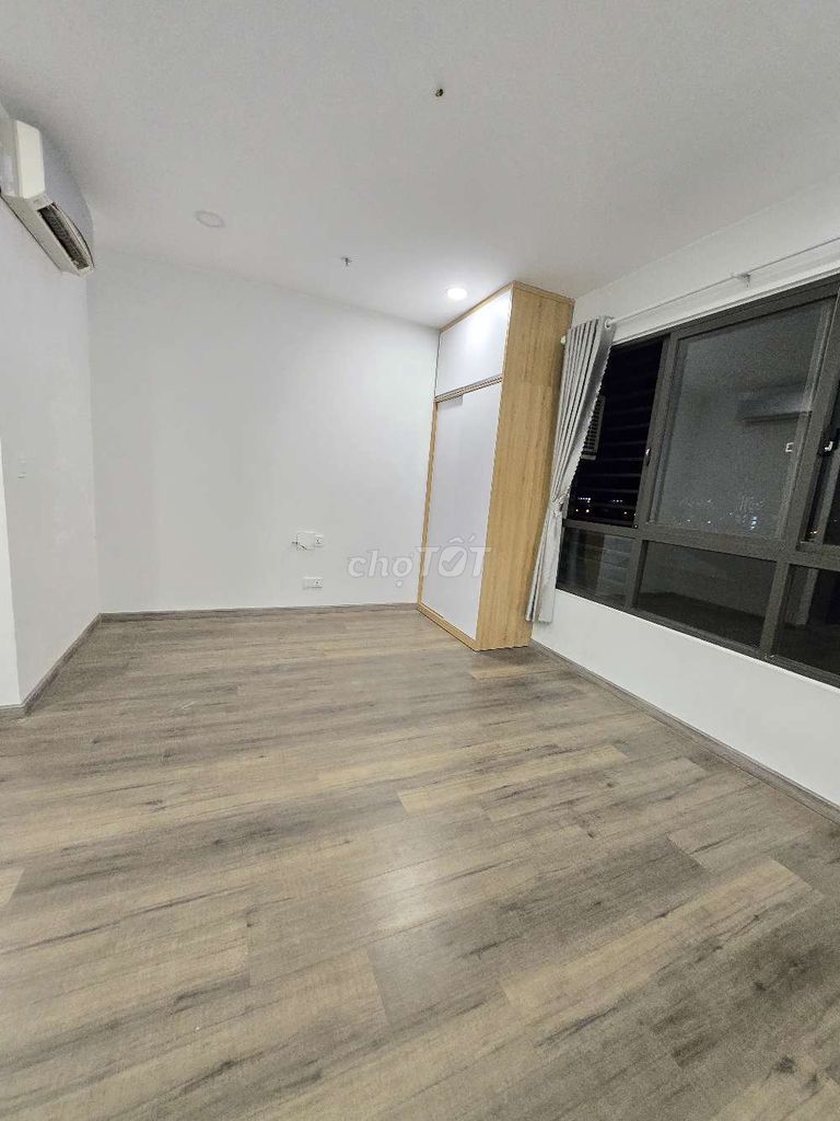 Rent the apartment bag studio at The Pegasuite District 8