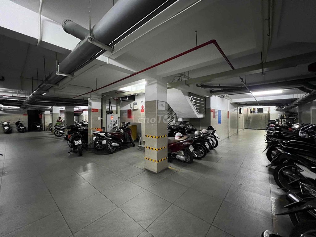 Rent a wide-size guard car vault 24/7 - near aeon