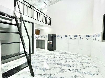There's a mini apartment with a bid from 3.5 million rooms in the open market.