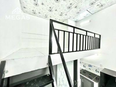 There's a mini apartment with a bid from 3.5 million rooms in the open market.
