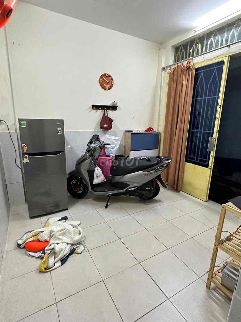 House 281/18 E Lê Văn Sỹ floor use 44 meters at 5 .5