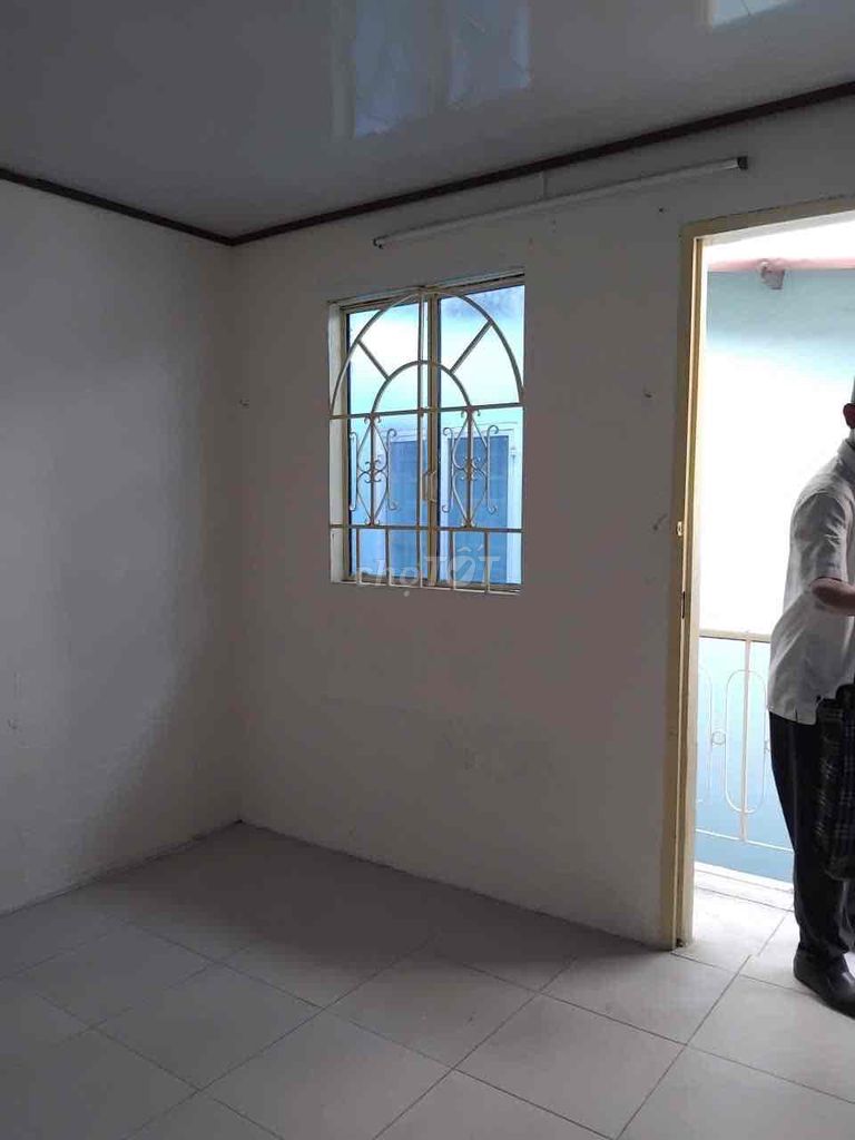 House 281/18 E Lê Văn Sỹ floor use 44 meters at 5 .5