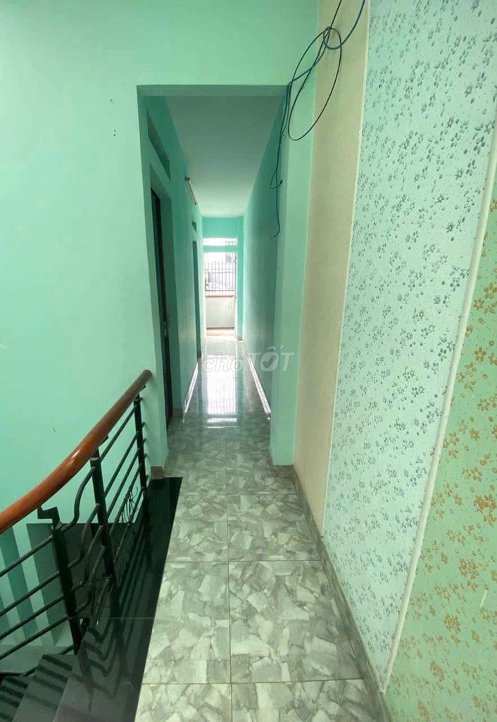 It's a four-by-18 rent. Three bedrooms.
