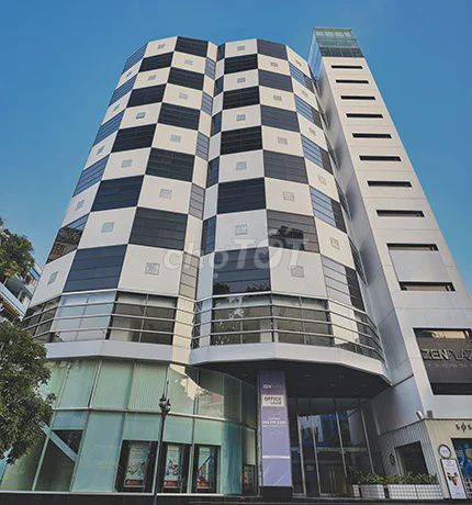 Rent the house right here.zen plaza District 1.