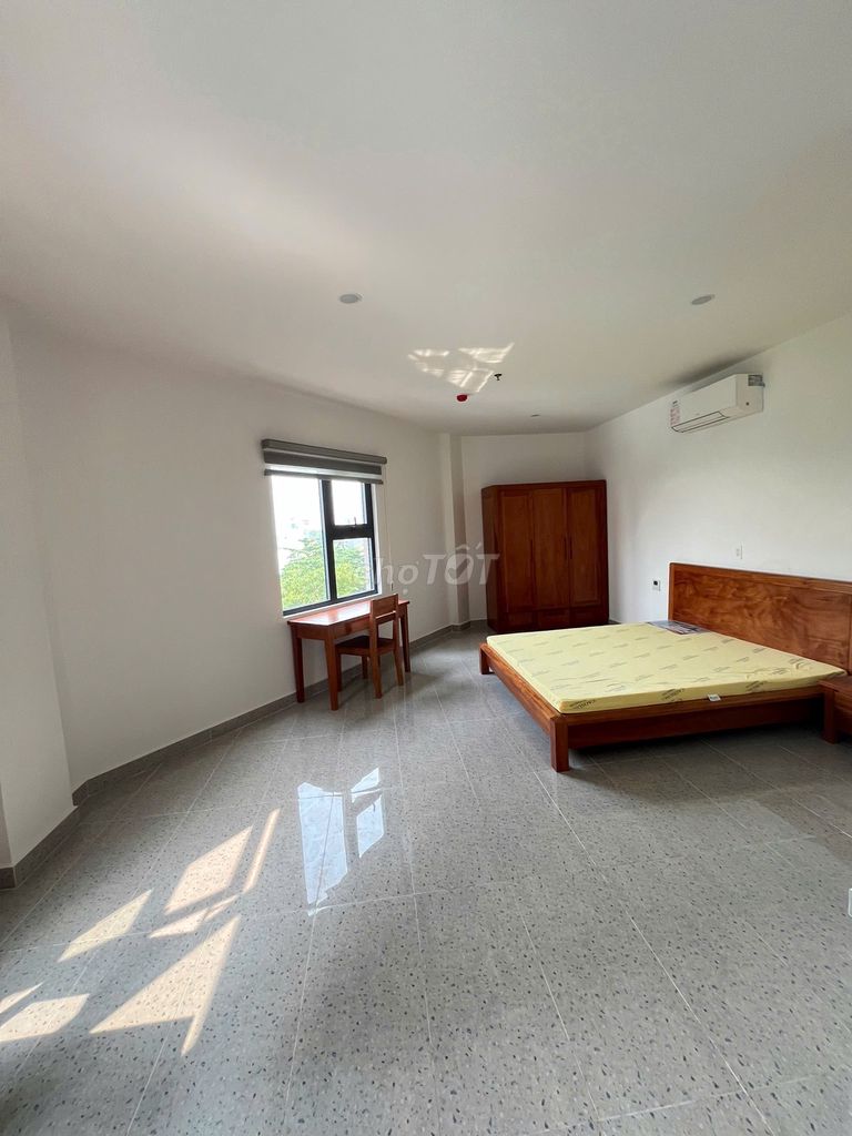 Rent a service apartment for 5 million.