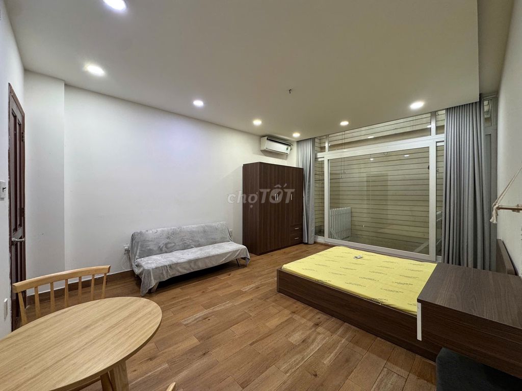 Right at the right price! A private washing machine kitchen in downtown District 8