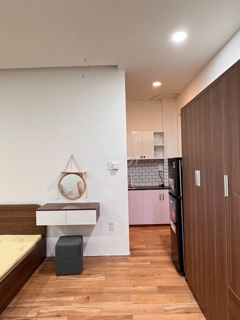 Right at the right price! A private washing machine kitchen in downtown District 8